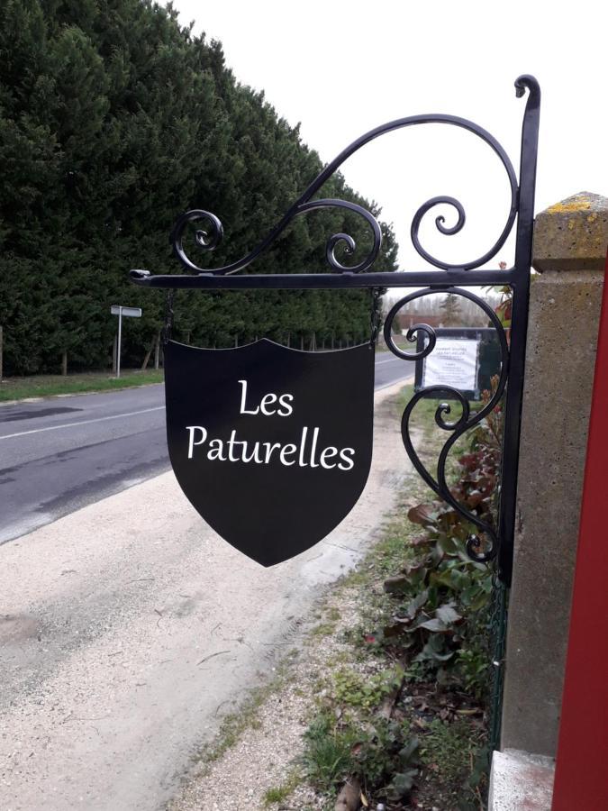 Chambre D'Hotes "Les Paturelles" Fougeres-sur-Bievre Exterior photo
